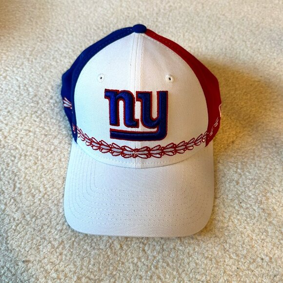 RARE New York NY Giants Hat Stretch Fit Cap New Era 39Thirty 2019 NFL  M/L - Picture 1 of 10